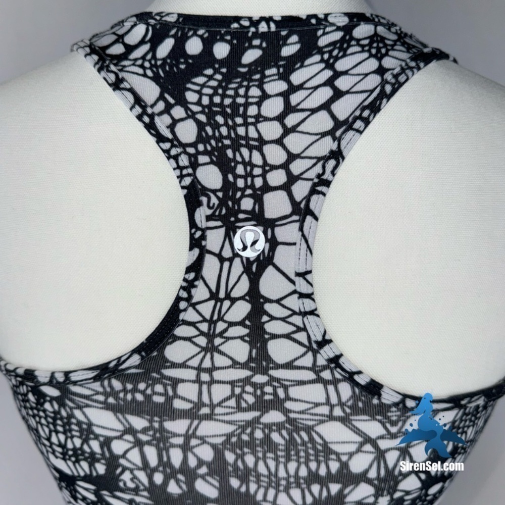 1057 lululemon Cool Racerback - Size 2 - White Black Glacier Lace - Picture 7 of 13